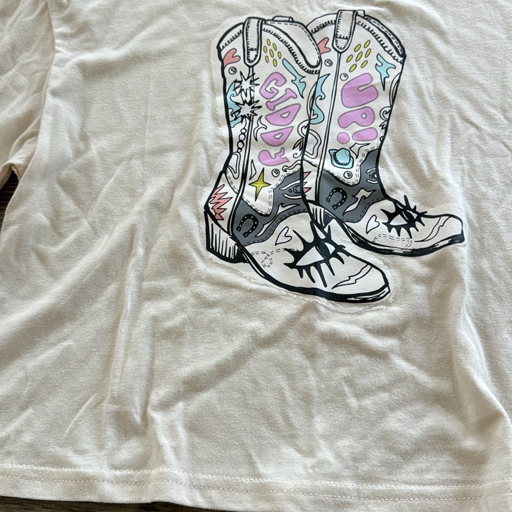 Giddy Up Tee - Picture 3 of 5